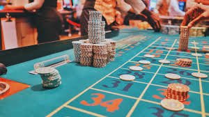 erek76 live dealer blackjack table displayed on smartphone screen